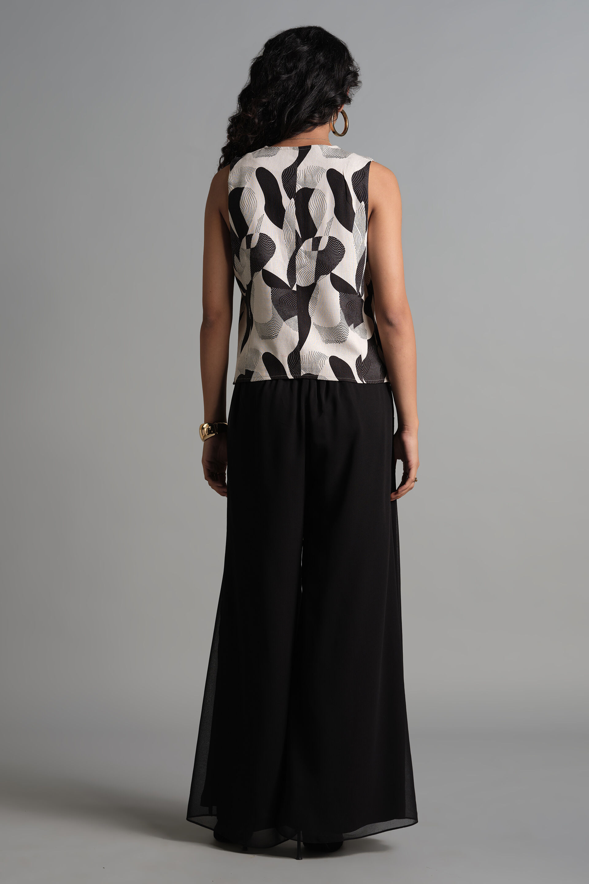 Rhythm Of The Black Waistcoat, Black, image 5